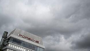Porsche-Führung strebt weiteres umfassendes Sparpaket an. (Foto-Archiv)