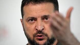 Der ukrainische Pr&auml;sident Wolodymyr Selenskyj hat eine eigene Waffenruhe angek&uuml;ndigt. (Archivbild)