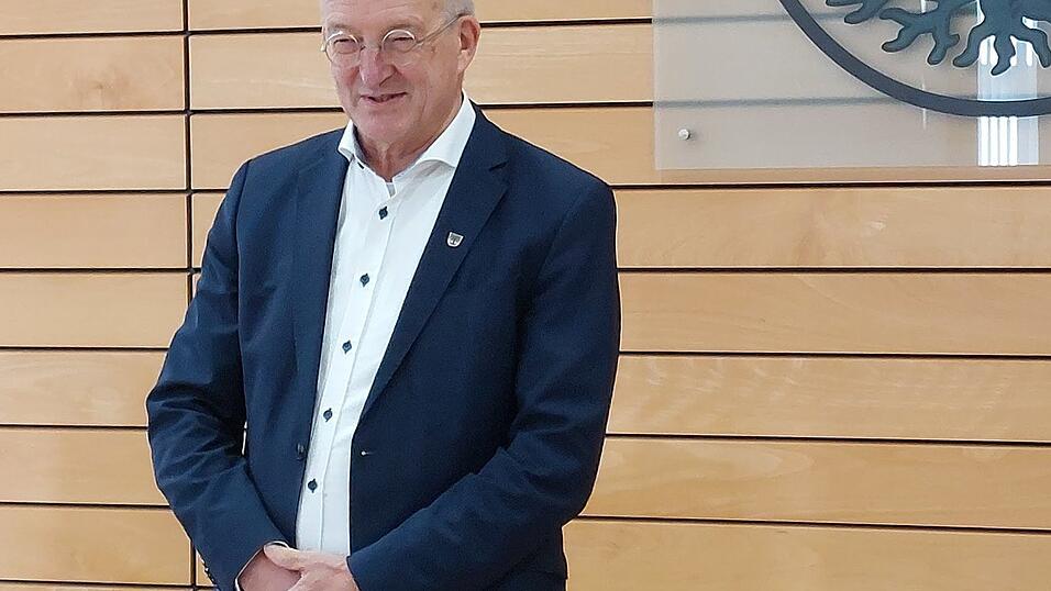 Markus Ackermann erh&auml;lt am 12. Mai die Ehrenbezeichnung &bdquo;Altb&uuml;rgermeister&ldquo;.