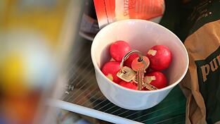 Demente Menschen verlegen oft wichtige Dinge. (Symbolbild) Demente Menschen verlegen oft wichtige Dinge. (Symbolbild)