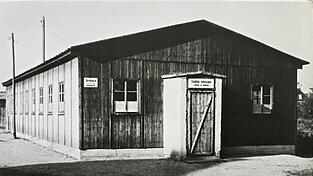 Diese Baracke war der Beginn der staatlichen Realschule 1951.