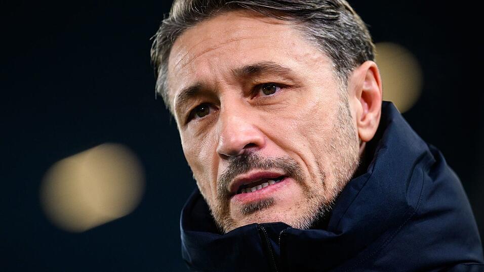 Niko Kovac sprach vor der Partie in Augsburg auch über seinen Abwehrchef Nico Schlotterbeck. Niko Kovac sprach vor der Partie in Augsburg auch über seinen Abwehrchef Nico Schlotterbeck.
