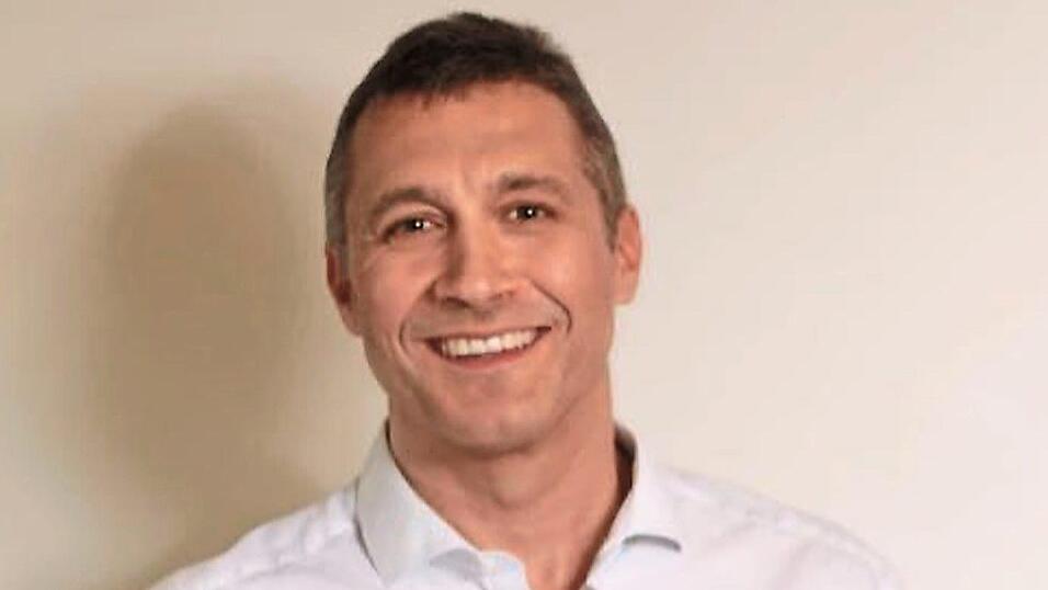 Der Herausgeber des Buches: Bernd Fischl