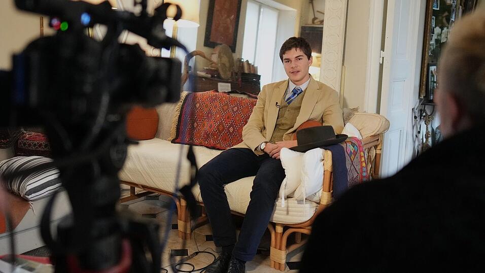 Der 15-Jährige geht noch zur Schule. Der 15-Jährige geht noch zur Schule.