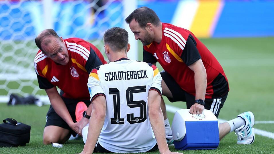 Wie schwer ist Nico Schlotterbeck (m) verletzt? Wie schwer ist Nico Schlotterbeck (m) verletzt?
