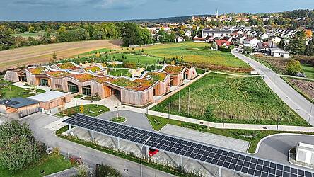 Die neue Kita Kupferstein war kaum eingeweiht, da musste man bei der Vorstellung der Bedarfsplanung im Juni feststellen, dass die Betreuungspl&auml;tze in der Stadt noch immer nicht ausreichen. Abhilfe k&ouml;nnten drei Ma&szlig;nahmen schaffen, die am Donnerstag in der Stadtratssitzung vorgestellt und auf den Weg gebracht wurden.