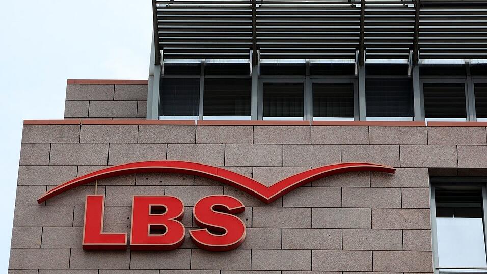 Die LBS sieht auch beim Bausparen wieder einen Aufwind. (Archivbild)