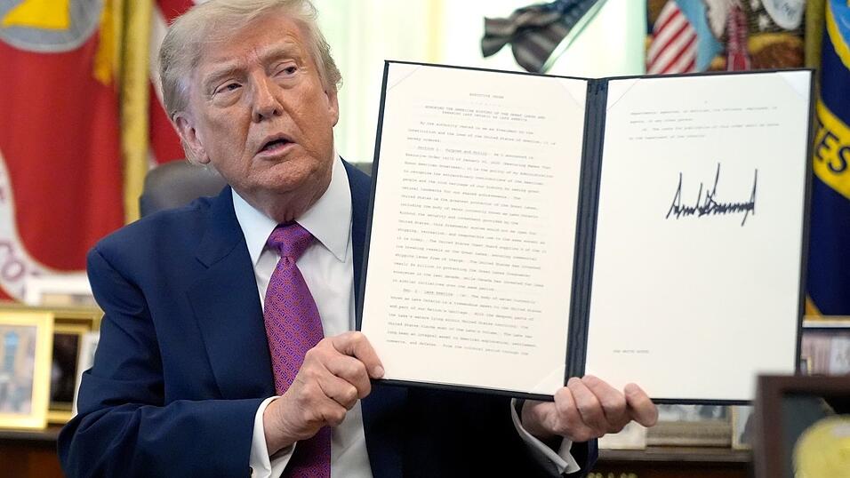 Trump hat einen Grenzsee umbenannt. Trump hat einen Grenzsee umbenannt.