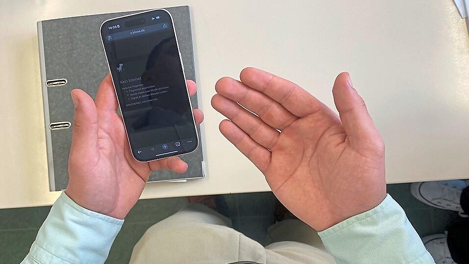 Kein Internet in Schwarzach, Niederwinkling, Teilen von Perasdorf und Windberg für über 24 Stunden. (Symbolfoto) Kein Internet in Schwarzach, Niederwinkling, Teilen von Perasdorf und Windberg für über 24 Stunden. (Symbolfoto)