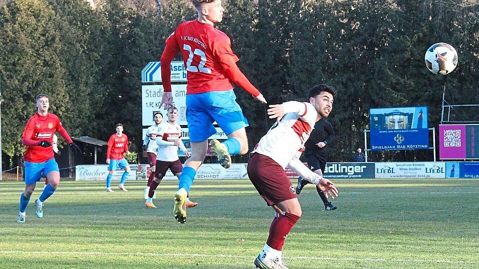 Oben auf waren die Rotblauen beim 5:1-Heimsieg gegen den SSV Eggenfelden,