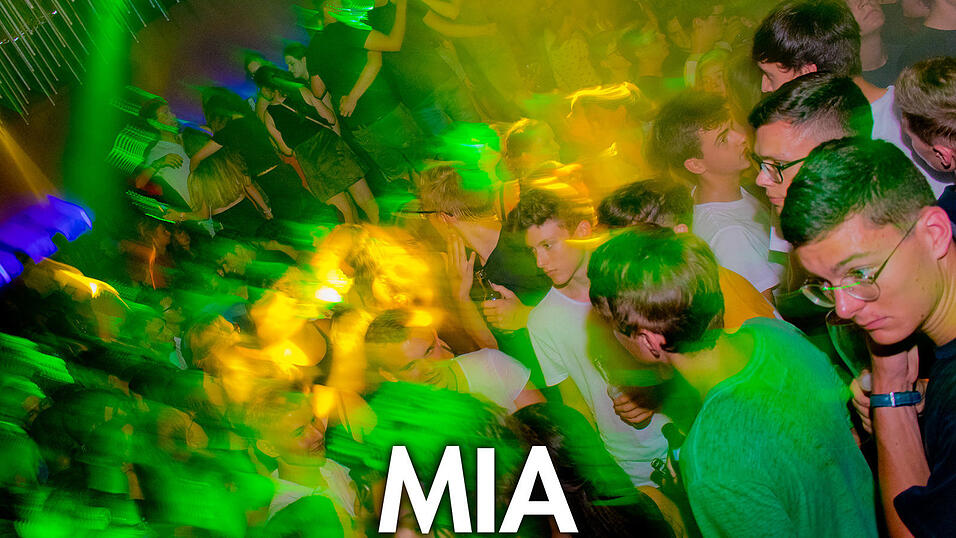 Beste Stimmung auf der Oberstufenparty im Mia Nightclub in Cham. Beste Stimmung auf der Oberstufenparty im Mia Nightclub in Cham.