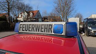 Bei Blaulichtfahrten steigt das Unfallrisiko. Die Landshuter Polizei informierte dazu die Kommandanten der Landkreisfeuerwehren.
