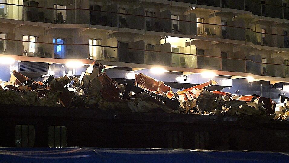 Die Rettungsboote sind zerst&ouml;rt.
