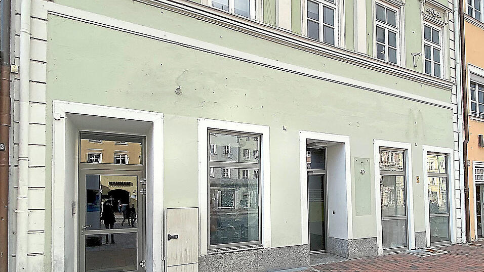 Noch wirkt der ehemalige McDonald's in der Altstadt quasi unberührt. Das wird sich allerdings sehr bald ändern. Die Eröffnung des neuen Snipes-Ladengeschäfts ist für den Sommer avisiert.