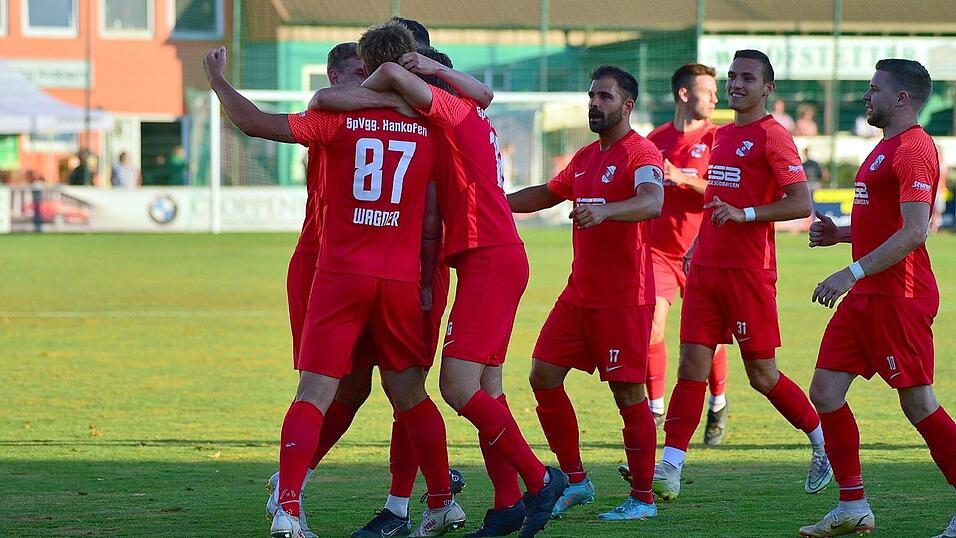 Die SpVgg Hankofen erkämpfte sich ein Unentschieden gegen die SpVgg Ansbach. Die SpVgg Hankofen erkämpfte sich ein Unentschieden gegen die SpVgg Ansbach.
