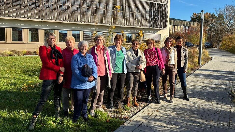 Das Redaktionsteam freut sich auf die Ver&ouml;ffentlichung der ersten Ausgabe des kostenlosen Magazins &bdquo;Denkste Gesund&ldquo; des Landkreises Mitte Dezember.