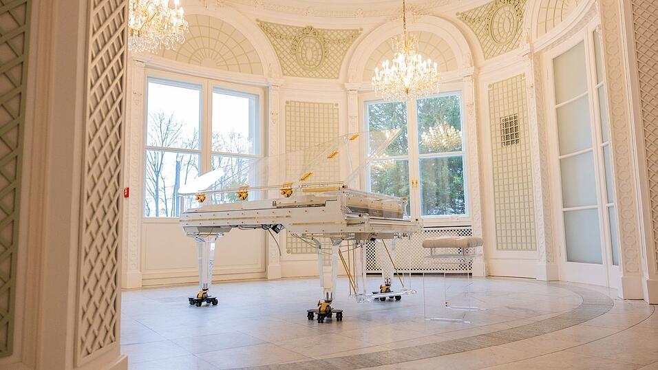 Der Glasfl&uuml;gel hatte J&uuml;rgens seit Mitte der 80er Jahre zu vielen seiner Auftritte begleitet.