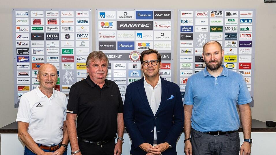 Der neu-gebildete EVL-Vorstand: Hans Rampf (2. Vorsitzender), Raimund Plomer (3. Vorsitzender), Alexander Steiger (1. Vorsitzender) und Schatzmeister Jörg Wollny (von links). Der neu-gebildete EVL-Vorstand: Hans Rampf (2. Vorsitzender), Raimund Plomer (3. Vorsitzender), Alexander Steiger (1. Vorsitzender) und Schatzmeister Jörg Wollny (von links).