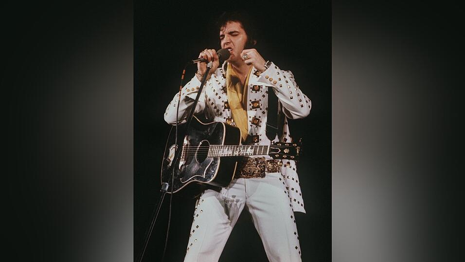 Hätte das Unternehmen Anthropic eine Genehmigung dafür gebraucht, um die Musik des King of Rock'n'Roll für seine KI einzuspeisen? (Archivbild) Hätte das Unternehmen Anthropic eine Genehmigung dafür gebraucht, um die Musik des King of Rock'n'Roll für seine KI einzuspeisen? (Archivbild)