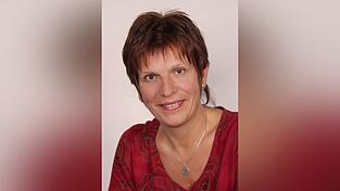 Eva Tillmetz ist systemische Paar- und Familientherapeutin in Regensburg.