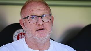 Trainer Heiko Vogel (SpVgg Greuther Fürth) muss am Samstag mit seinem Team nach Cottbus. (Archivbild) Trainer Heiko Vogel (SpVgg Greuther Fürth) muss am Samstag mit seinem Team nach Cottbus. (Archivbild)
