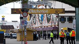 Bis 17.30 Uhr blieb das Oktoberfest nach einer Drohung geschlossen.