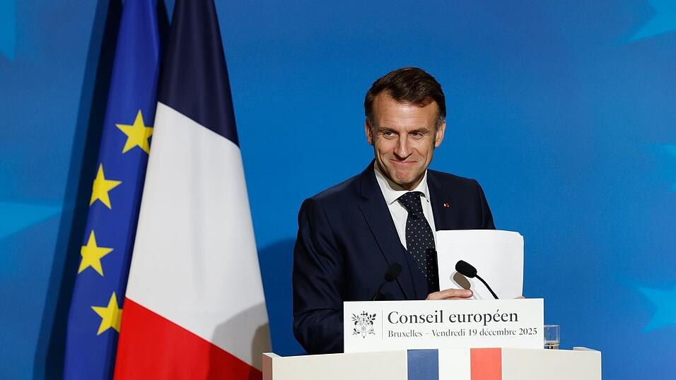 Frankreichs Pr&auml;sident Emmanuel Macron will sich direkt mit Kremlchef Wladimir Putin treffen. (Archivbild)