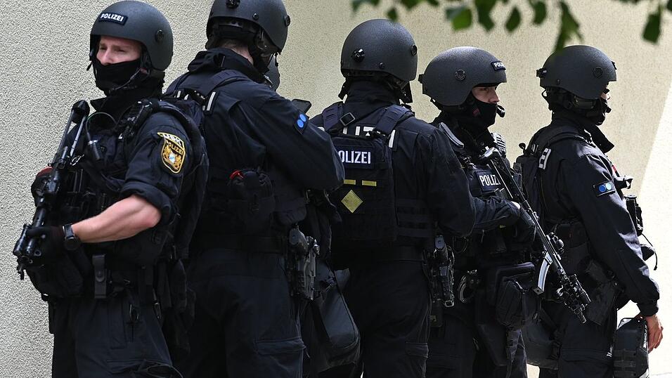 Die Polizei sprach von einer Amoklage.
