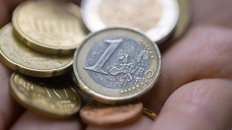 Ohne den steilen Anstieg der Heizöl- und Benzinpreise wäre die Inflation derzeit mäßig - doch teurere Energie treibt die Teuerung. (Symbolbild) Ohne den steilen Anstieg der Heizöl- und Benzinpreise wäre die Inflation derzeit mäßig - doch teurere Energie treibt die Teuerung. (Symbolbild)