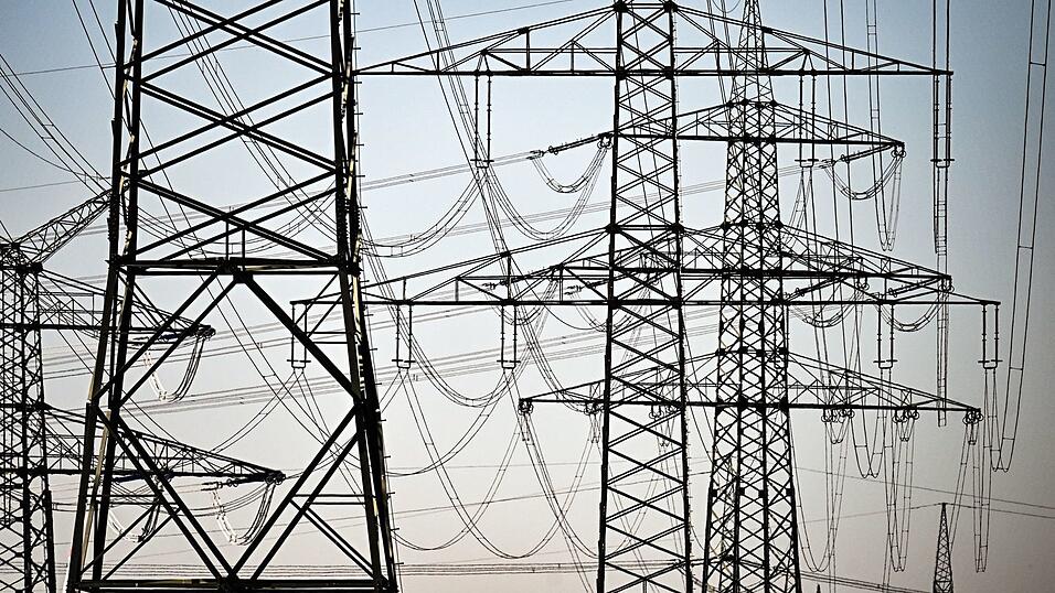 Das Stromnetz muss ständig an die neuen Energiequellen angepasst werden.