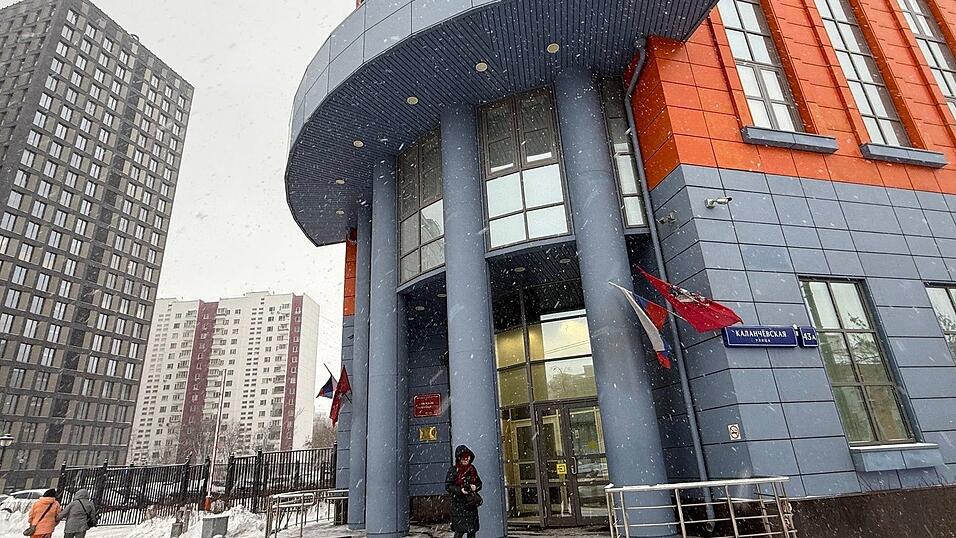 Die russische Justiz setzt das Strafverfahren gegen den deutschen Karnevalisten Jacques Tilly im M&auml;rz fort. (Archivbild)