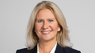 Landrätin Susanne Hoyer (CSU) hat am Montag ihre Krebserkrankung bekannt gemacht. Landrätin Susanne Hoyer (CSU) hat am Montag ihre Krebserkrankung bekannt gemacht.