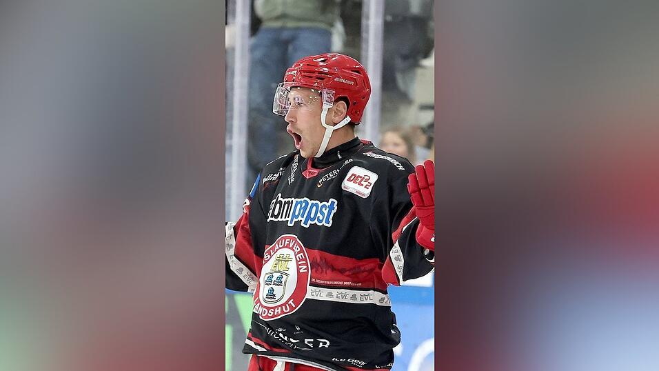 Trevor Gooch jubelt mindestens mal bis 2028 weiter im EVL-Trikot. Wenn's nach den Fans geht, m&ouml;glichst h&auml;ufig.