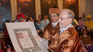 In Valencia erhielt Leo Lorenz den Ehrendoktortitel.