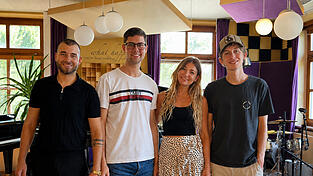 Das aktuelle Team (v.l.): Dominik Kalemba, Lukas Hundshammer, Sophie Wiecki und Moritz Sitte-Zöllner Das aktuelle Team (v.l.): Dominik Kalemba, Lukas Hundshammer, Sophie Wiecki und Moritz Sitte-Zöllner