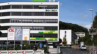 Das Werk in Marburg hatte Biontech einst selbst von Novartis &uuml;bernommen, nun d&uuml;rften dort Anfang 2028 die Lichter ausgehen. (Archivfoto)