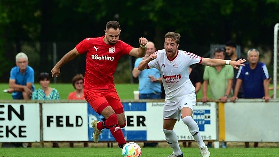 Roding (rot) hat das Landkreis-Derby gegen Lam (weiß) klar für sich entschieden.