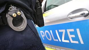 Im vergangenen Jahr wurden laut Bundesregierung mehr Ausschreibungen zu offenen Haftbefehlen erledigt als neu ausgeschrieben. (Symbolbild)