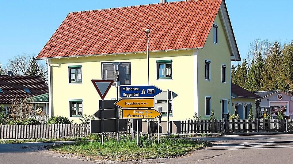 Der Kreuzungsbereich Preysing-/Landshuter-/Moosburger Straße soll saniert werden. Der Kreuzungsbereich Preysing-/Landshuter-/Moosburger Straße soll saniert werden.