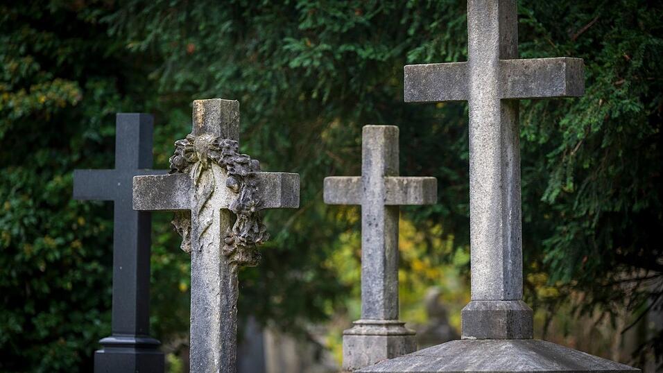 Der Totensonntag wird inzwischen offiziell Ewigkeitssonntag genannt. (Symbolbild)