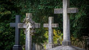 Der Totensonntag wird inzwischen offiziell Ewigkeitssonntag genannt. (Symbolbild) Der Totensonntag wird inzwischen offiziell Ewigkeitssonntag genannt. (Symbolbild)