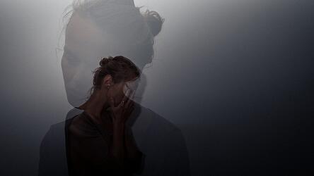 Emma, Sunn und Till erzählen von ihrer Krankheit: Wie sie damit umgehen und was ihnen hilft. Emma, Sunn und Till erzählen von ihrer Krankheit: Wie sie damit umgehen und was ihnen hilft.