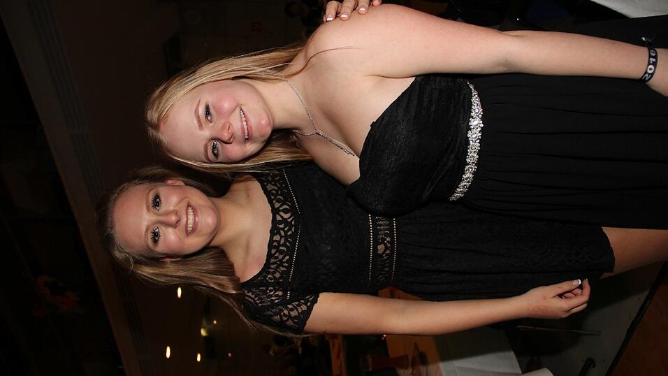 Die Bilder vom Abschlussball der Tanzschule Seidel in der Fraunhofer-Halle am 28. November. Die Bilder vom Abschlussball der Tanzschule Seidel in der Fraunhofer-Halle am 28. November.