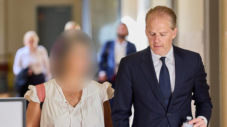 Die unter dem fiktiven Namen bekannte Zeugin «Olga» erschien vor Gericht. Die unter dem fiktiven Namen bekannte Zeugin «Olga» erschien vor Gericht.
