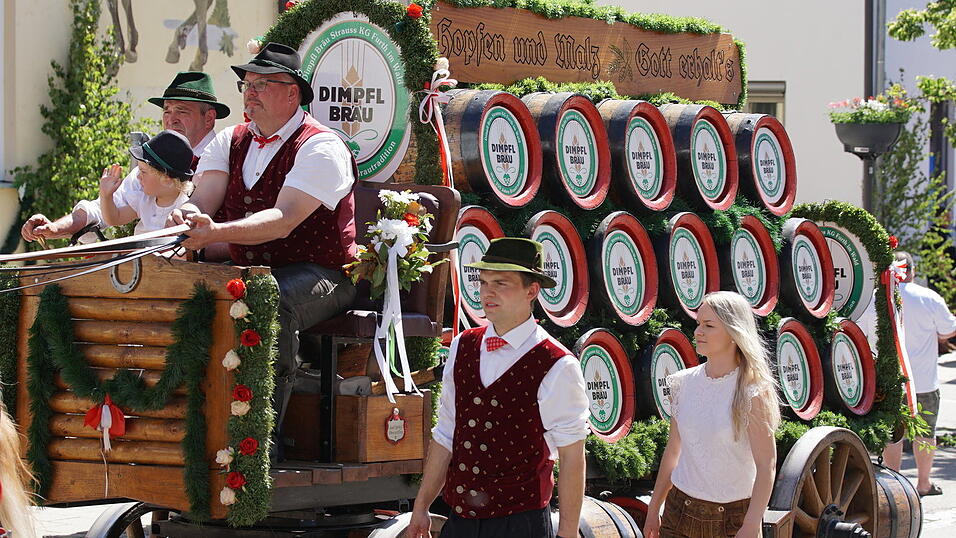 Das war der Bierzelteinzug am Pfingstsamstag in Bad K&ouml;tzting.