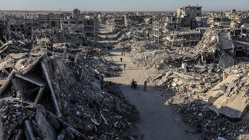 Die Vereinten Nationen sch&auml;tzen, dass rund 70 Prozent aller Geb&auml;ude in Gaza in Tr&uuml;mmern liegen.