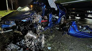 Auf der B299 hat sich ein schwerer Unfall ereignet.