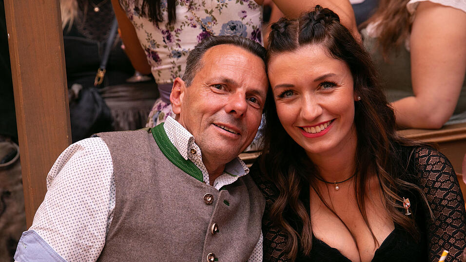 Die Partybilder vom Samstag, 16. August, aus dem Festzelt Krönner. Die Partybilder vom Samstag, 16. August, aus dem Festzelt Krönner.