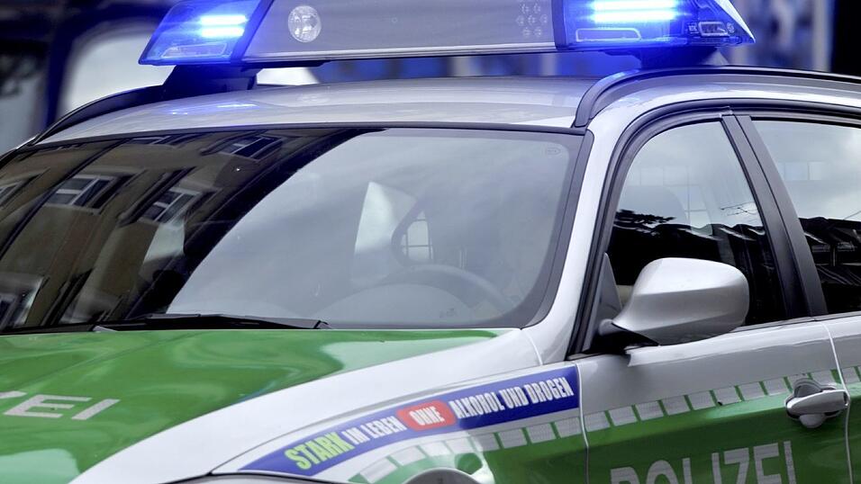 Hier finden Sie aktuelle Polizeimeldungen. (Symbolbild) Hier finden Sie aktuelle Polizeimeldungen. (Symbolbild)