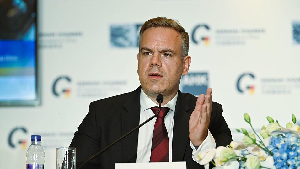 Die deutsche Handelskammer hofft für Firmen aus Deutschland auf mehr Nachfrage in China. (Archivbild)